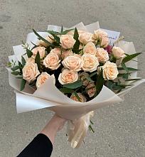 Букет Кремовые розы Латте в Красносельское