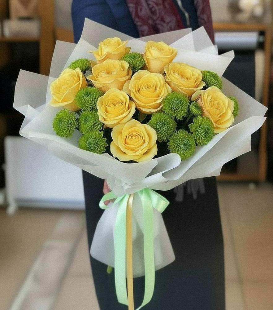 Букет цветов из: Хризантемы и Розы в Красносельское