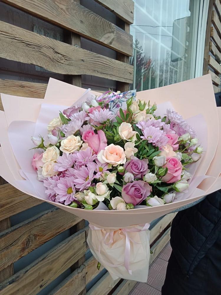 Букет цветов из: Розы и Хризантемы в Красносельское