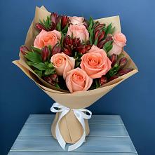 Букет цветов из:  Розы и Альстромерии #REPLACE_PRED# Красносельское