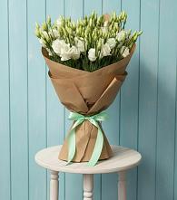 Букет цветов из:  Лизиантусы в Красносельское