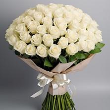 Букет 101 беля роза Белоснежка в Красносельское