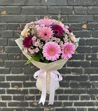 Букет цветов из:  Герберы и Хризантемы #REPLACE_PRED# Красносельское