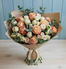 Букет цветов из:  Альстромерии и Розы в Красносельское
