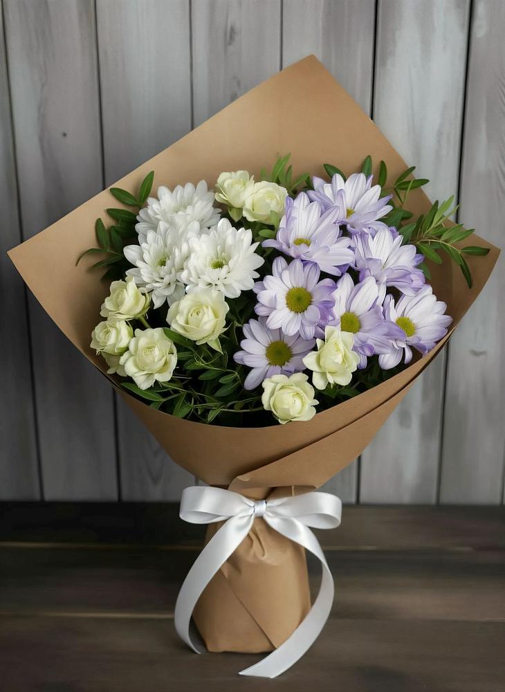 Букет цветов из: Хризантемы и Розы в Красносельское